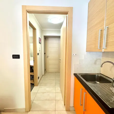 아파트 Hostdomus - Mughetto *