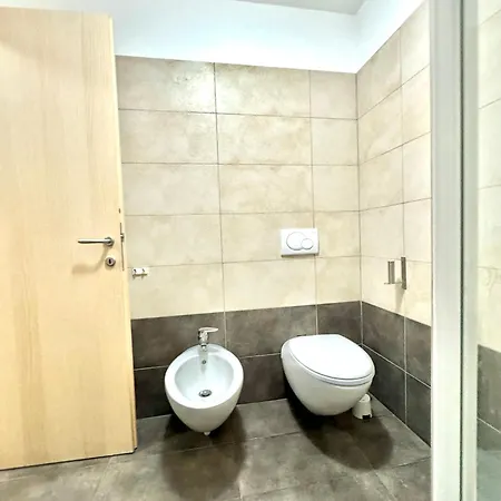 Hostdomus - Mughetto Apartamento Pragelato